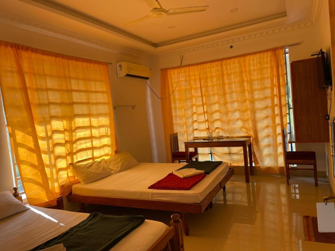 Somatheertham Resort Thiruvananthapuram Bagian luar foto